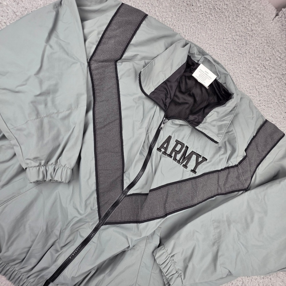 US Army IPFU Jacket Mens Medium Regular Gray Reflective Training Windbreaker